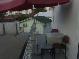 Гостевой дом Rudi Улцинь Четырехместный номер с собственной ванной комнатой-4